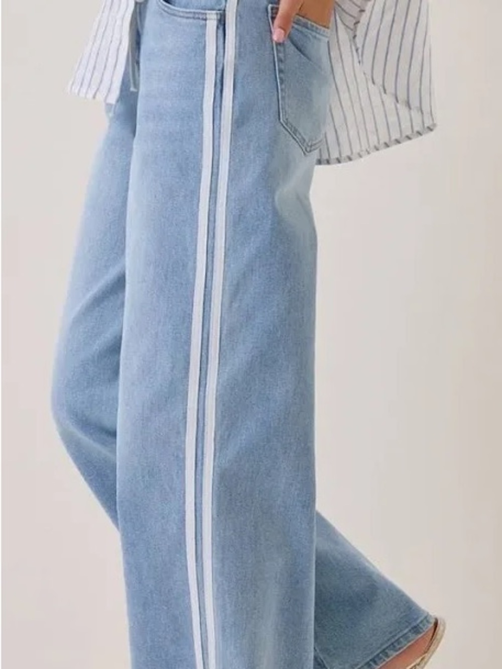 Altar'd State Light Blue Wide-Leg Jeans with White Side Stripe